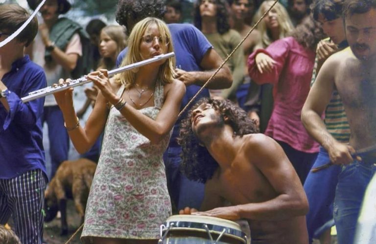 Woodstock 1969 The Festival Where The Hippie Fashion Became Trend